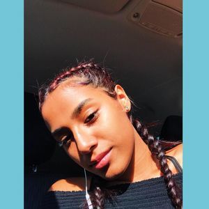 Meet your Posher, Ninoshka